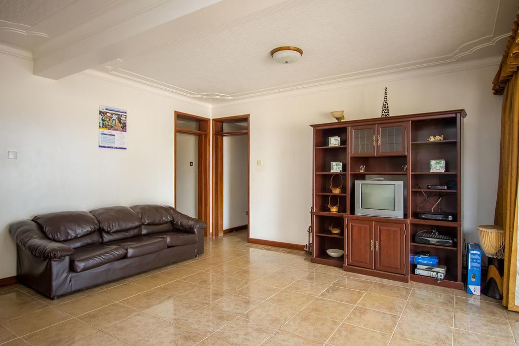 Alfa Hotel Munyonyo カンパラ エクステリア 写真