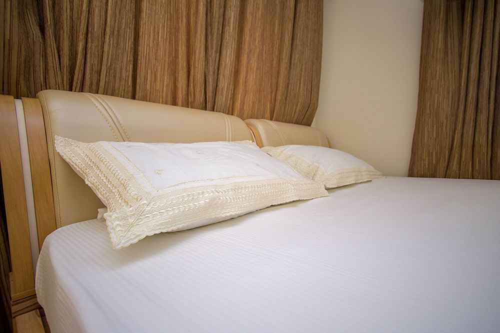 Alfa Hotel Munyonyo カンパラ エクステリア 写真
